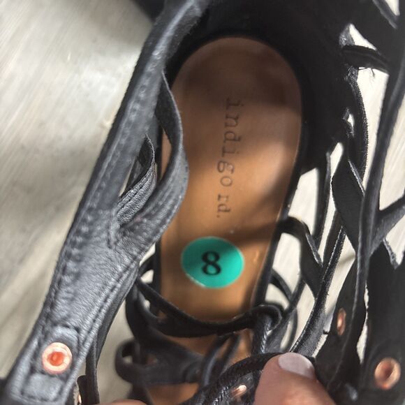 Indigo Rd Gladiator Lace Up Back Zip Black 4" Suede Heels Shoes size 8 - Picture 6 of 8